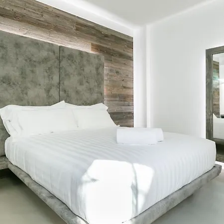 Hotel Domus Cavour Rooms&suites *
