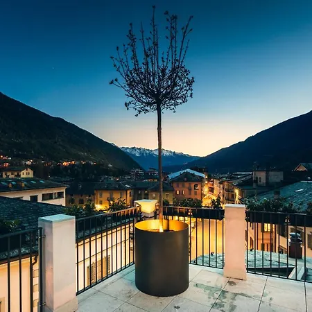 Domus Cavour Rooms&suites Hotel *