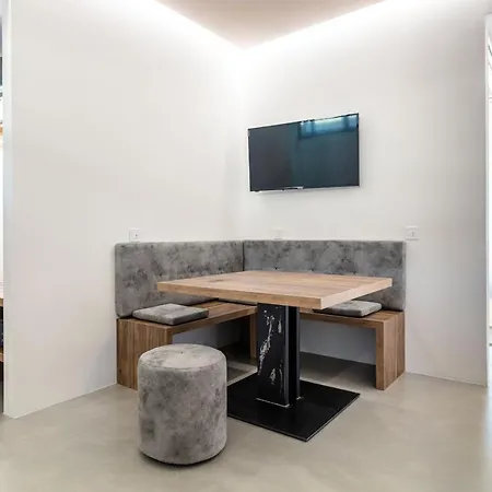 Hotel Domus Cavour Rooms&suites Tirano