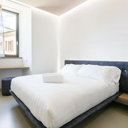 Domus Cavour Rooms&suites