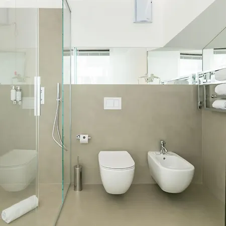 Hotel Domus Cavour Rooms&suites *