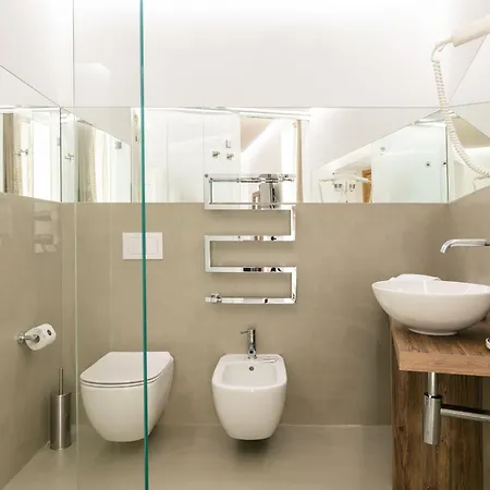 Hotel Domus Cavour Rooms&suites Tirano