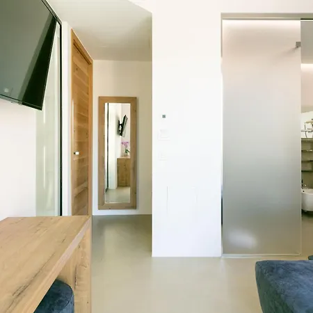 Hotel Domus Cavour Rooms&suites