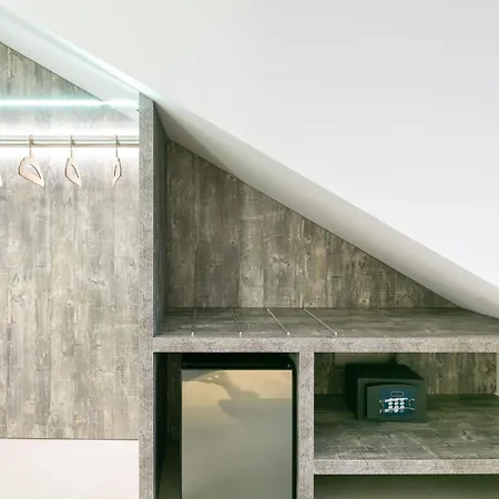 Domus Cavour Rooms&suites Hotel Tirano